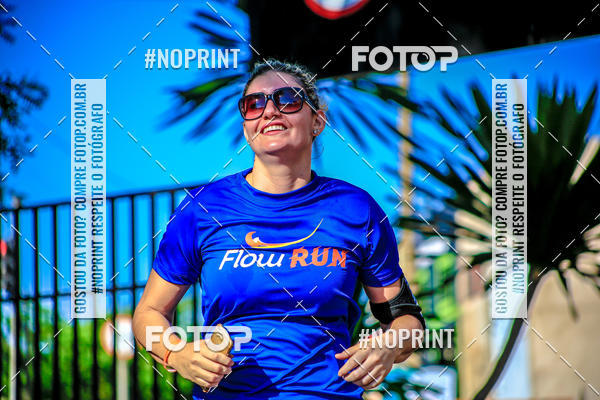 Buy your photos of the eventFLOW RUN on Fotop