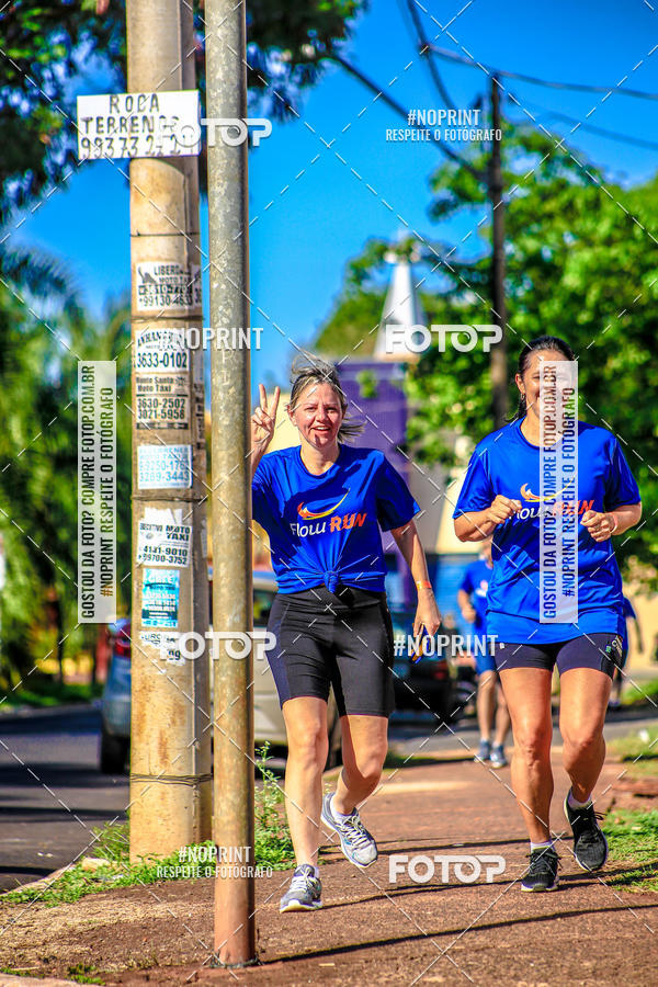 Buy your photos of the eventFLOW RUN on Fotop