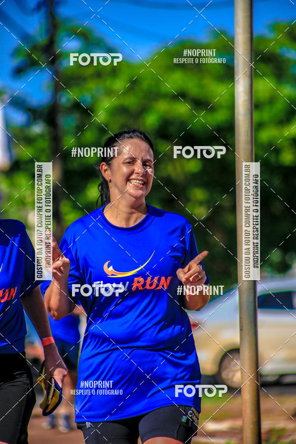 Buy your photos of the eventFLOW RUN on Fotop