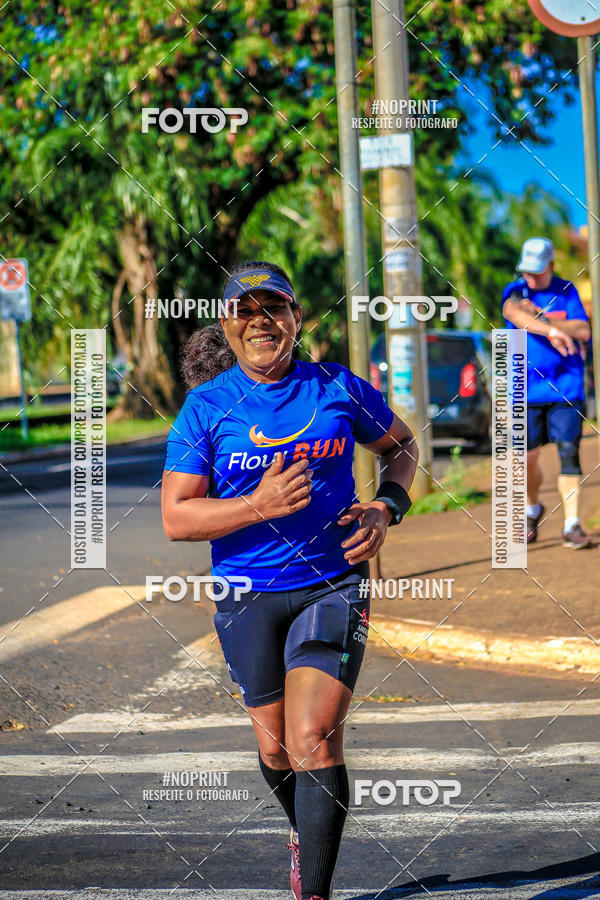 Buy your photos of the eventFLOW RUN on Fotop