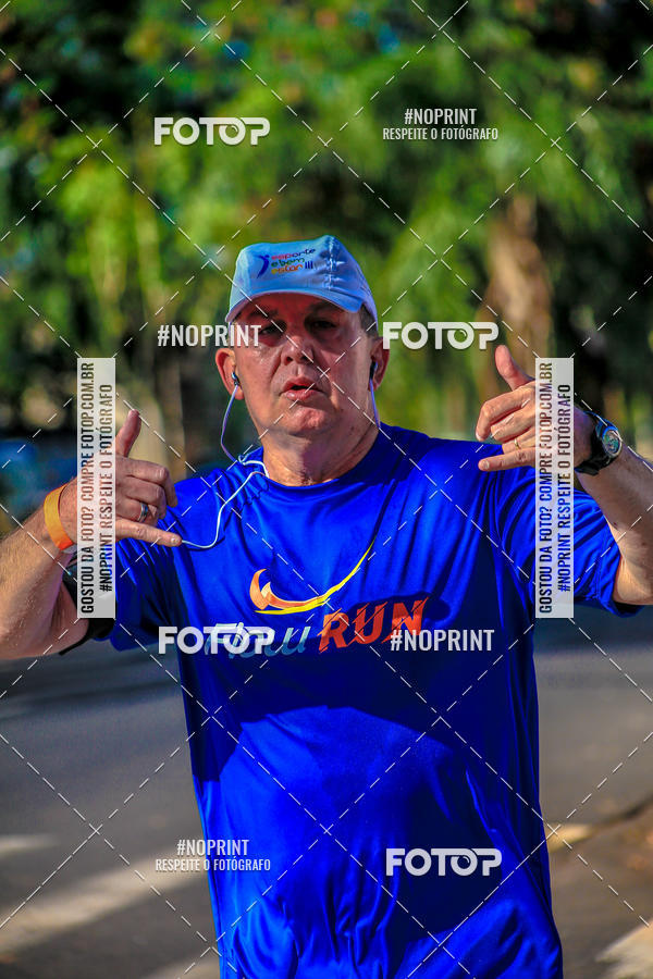 Buy your photos of the eventFLOW RUN on Fotop