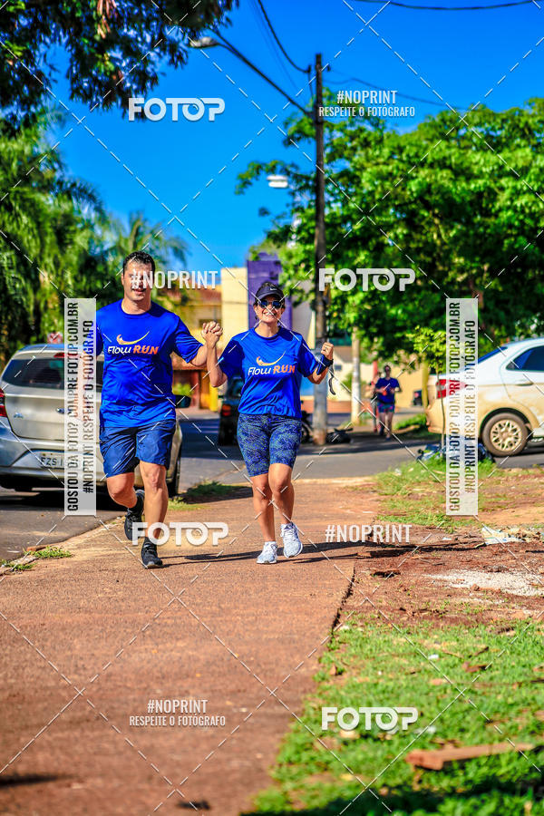 Buy your photos of the eventFLOW RUN on Fotop