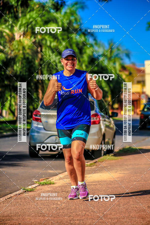 Buy your photos of the eventFLOW RUN on Fotop