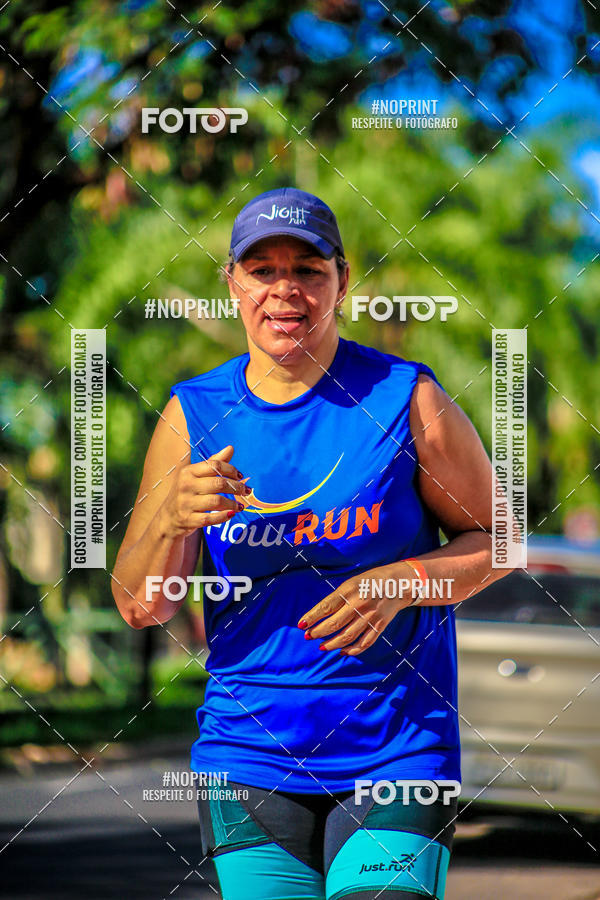 Buy your photos of the eventFLOW RUN on Fotop