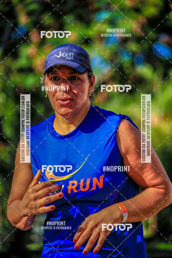 Buy your photos of the eventFLOW RUN on Fotop