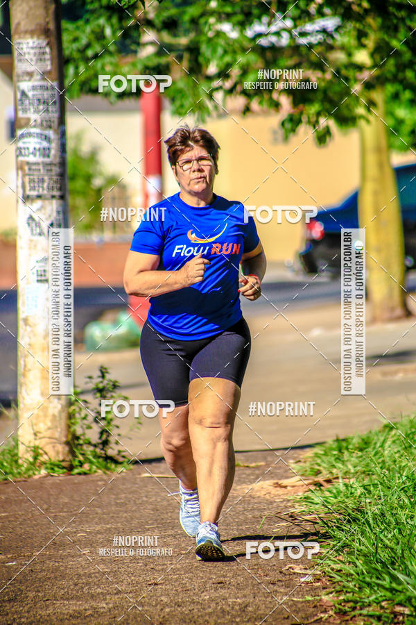 Buy your photos of the eventFLOW RUN on Fotop