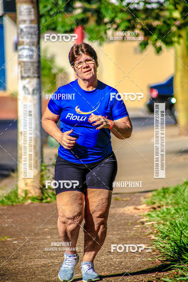 Buy your photos of the eventFLOW RUN on Fotop