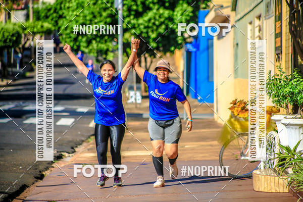 Buy your photos of the eventFLOW RUN on Fotop