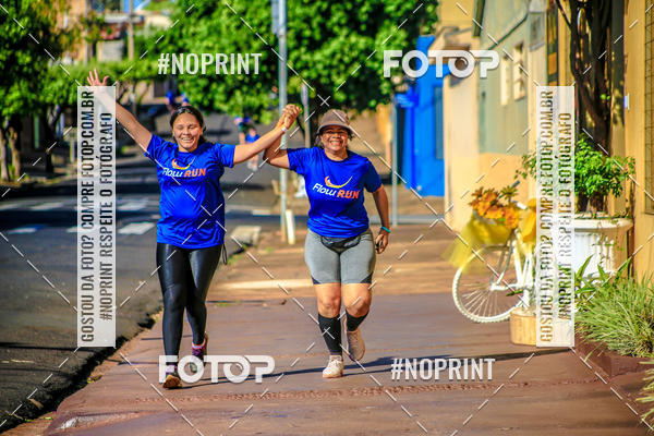 Buy your photos of the eventFLOW RUN on Fotop