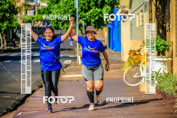 Buy your photos of the eventFLOW RUN on Fotop