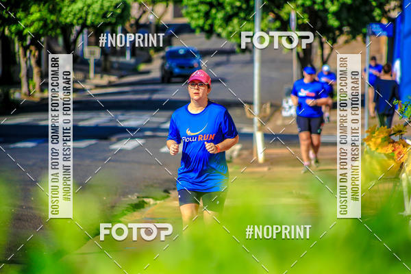 Buy your photos of the eventFLOW RUN on Fotop