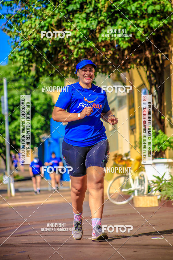 Buy your photos of the eventFLOW RUN on Fotop