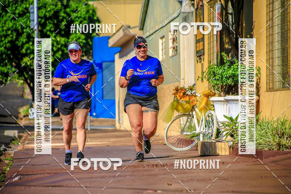 Buy your photos of the eventFLOW RUN on Fotop