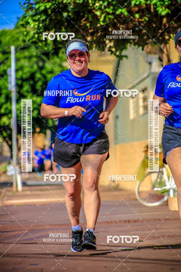 Buy your photos of the eventFLOW RUN on Fotop