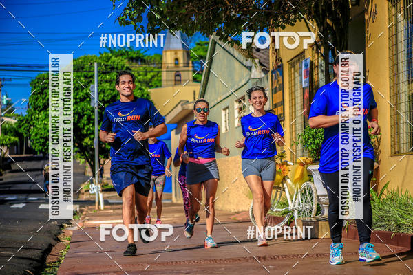Buy your photos of the eventFLOW RUN on Fotop