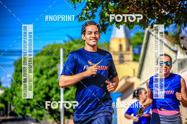 Buy your photos of the eventFLOW RUN on Fotop