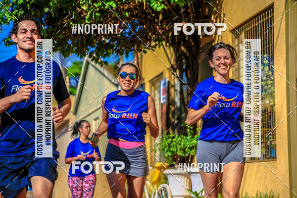 Buy your photos of the eventFLOW RUN on Fotop