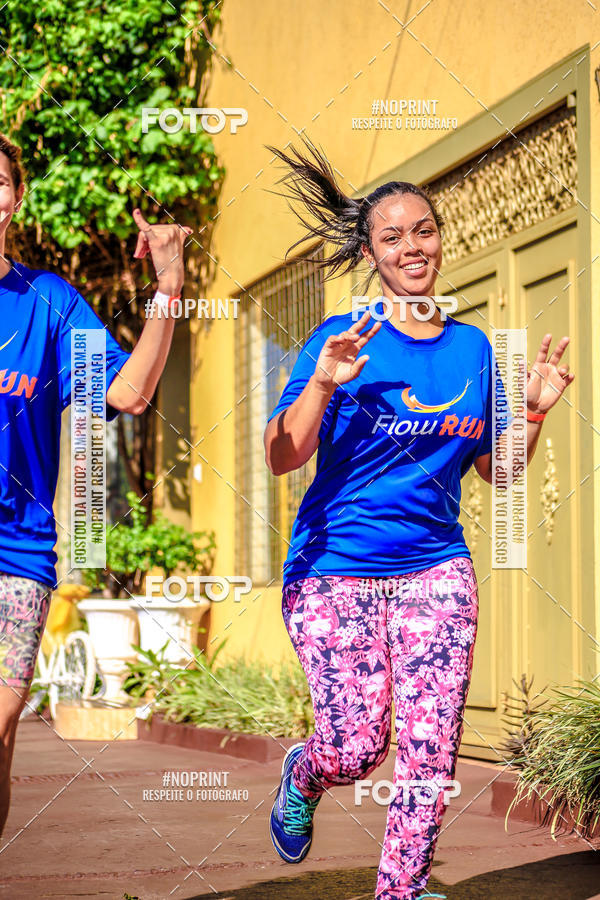 Buy your photos of the eventFLOW RUN on Fotop