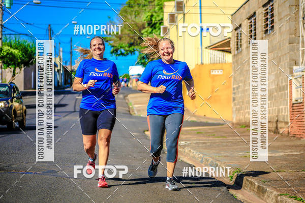 Buy your photos of the eventFLOW RUN on Fotop