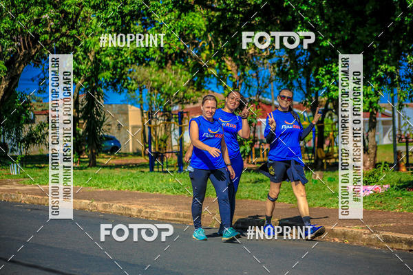 Buy your photos of the eventFLOW RUN on Fotop