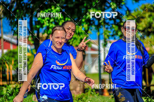 Buy your photos of the eventFLOW RUN on Fotop