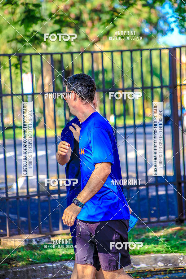 Buy your photos of the eventFLOW RUN on Fotop