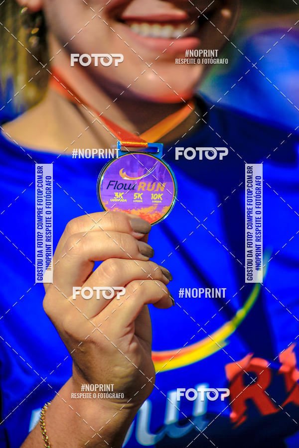 Buy your photos of the eventFLOW RUN on Fotop