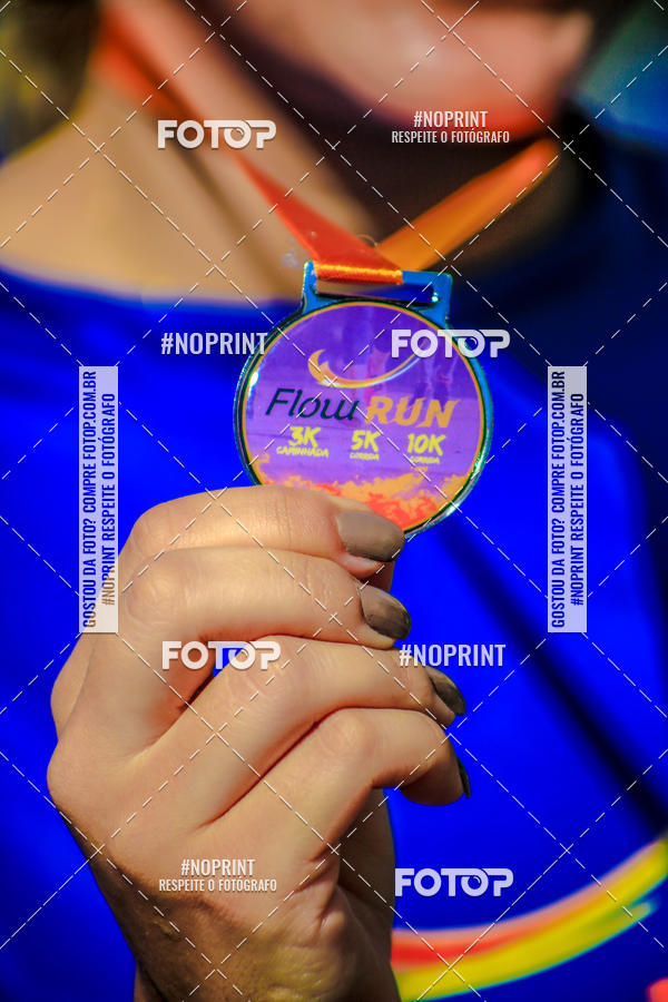 Buy your photos of the eventFLOW RUN on Fotop