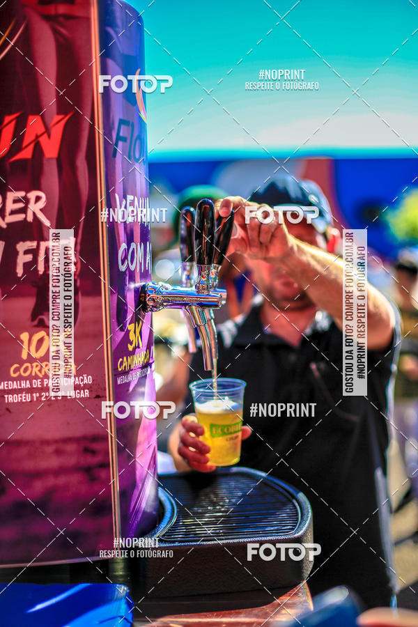 Buy your photos of the eventFLOW RUN on Fotop