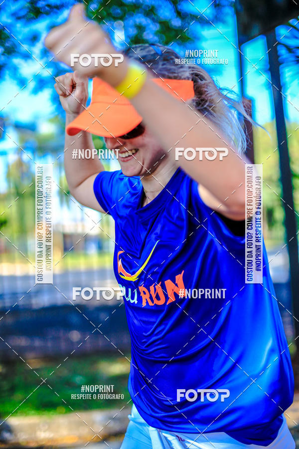 Buy your photos of the eventFLOW RUN on Fotop