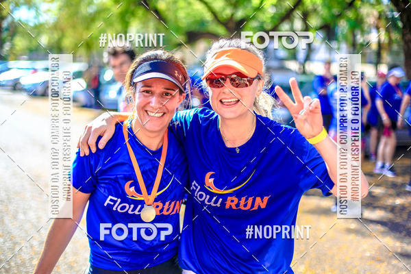 Buy your photos of the eventFLOW RUN on Fotop