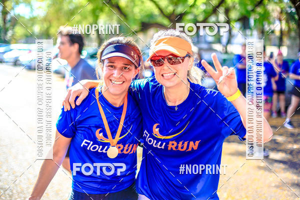 Buy your photos of the eventFLOW RUN on Fotop