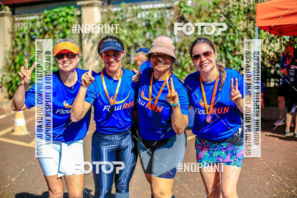 Buy your photos of the eventFLOW RUN on Fotop