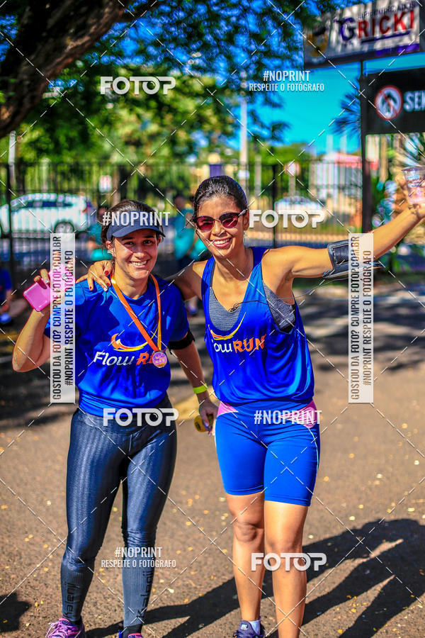 Buy your photos of the eventFLOW RUN on Fotop