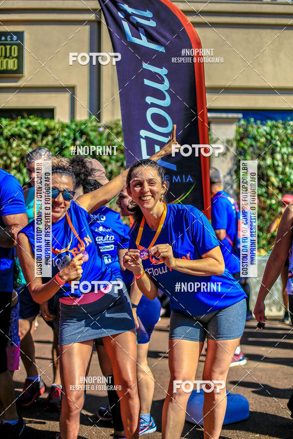 Buy your photos of the eventFLOW RUN on Fotop