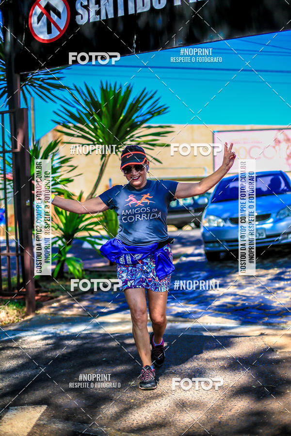 Buy your photos of the eventFLOW RUN on Fotop
