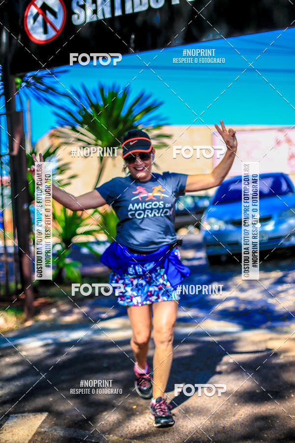 Buy your photos of the eventFLOW RUN on Fotop