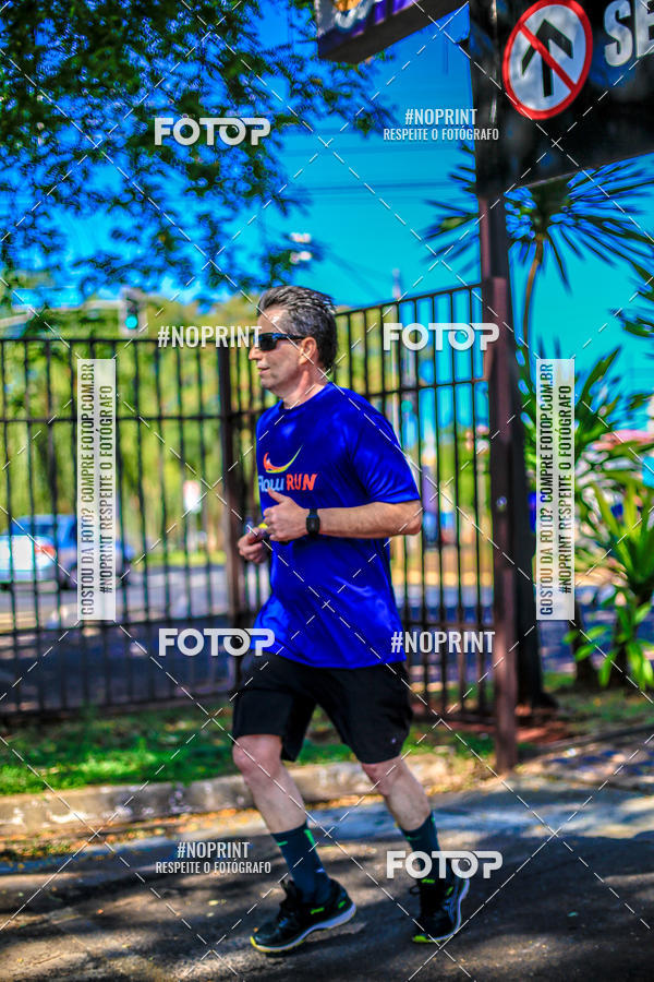 Buy your photos of the eventFLOW RUN on Fotop