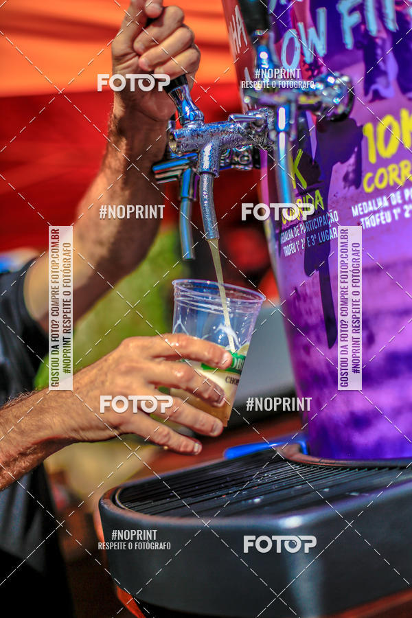 Buy your photos of the eventFLOW RUN on Fotop