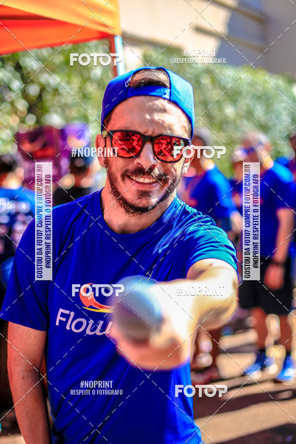 Buy your photos of the eventFLOW RUN on Fotop