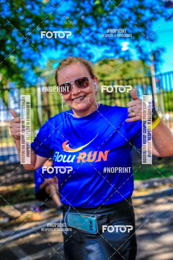 Buy your photos of the eventFLOW RUN on Fotop