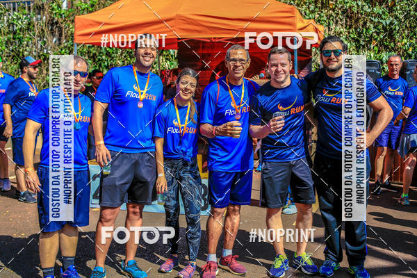 Buy your photos of the eventFLOW RUN on Fotop
