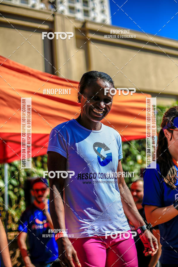 Buy your photos of the eventFLOW RUN on Fotop