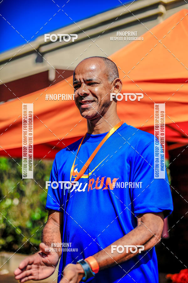 Buy your photos of the eventFLOW RUN on Fotop