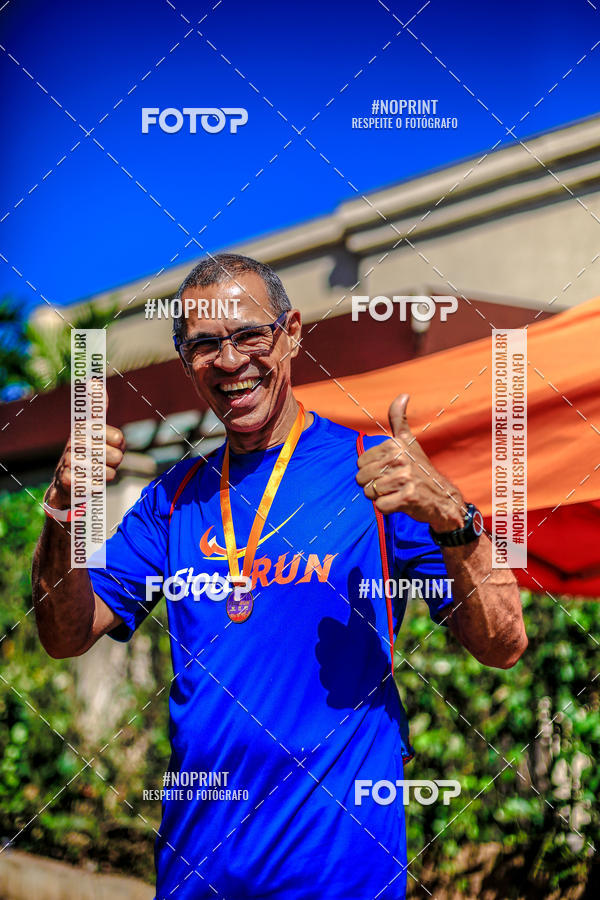 Buy your photos of the eventFLOW RUN on Fotop