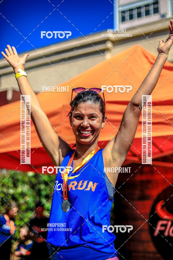 Buy your photos of the eventFLOW RUN on Fotop