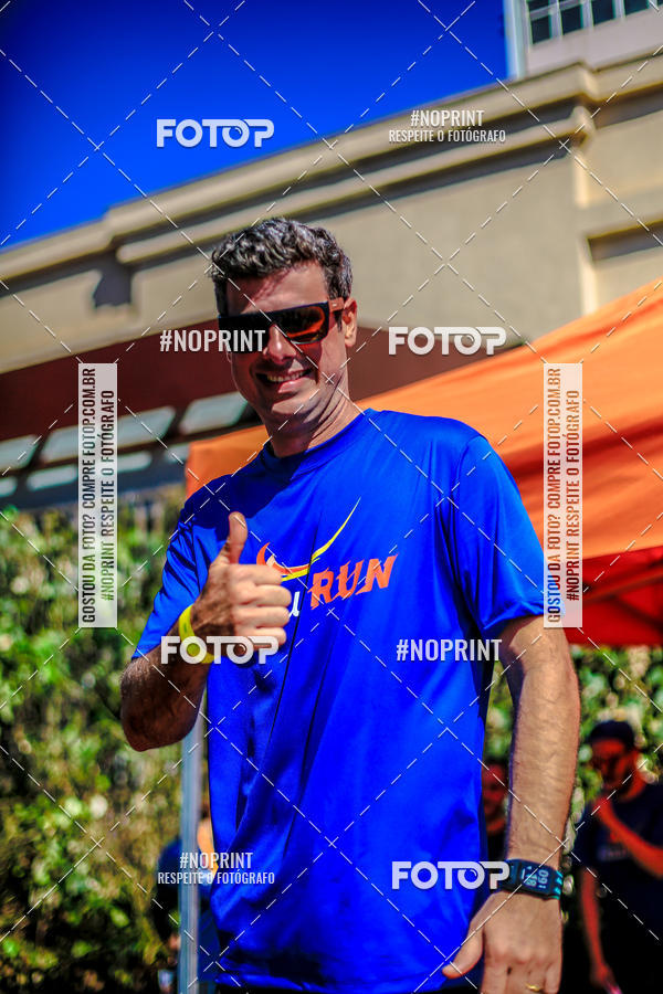 Buy your photos of the eventFLOW RUN on Fotop
