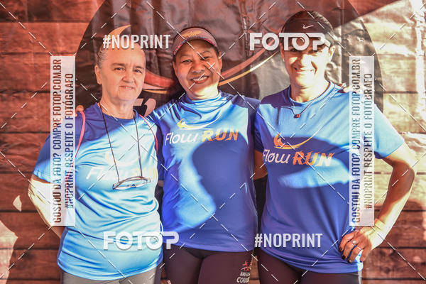 Buy your photos of the eventFLOW RUN on Fotop