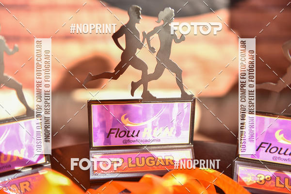 Buy your photos of the eventFLOW RUN on Fotop