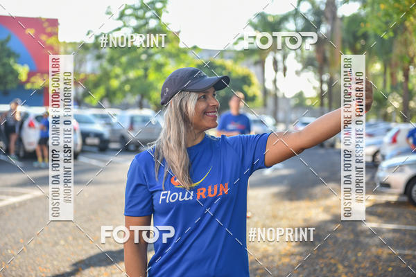 Buy your photos of the eventFLOW RUN on Fotop